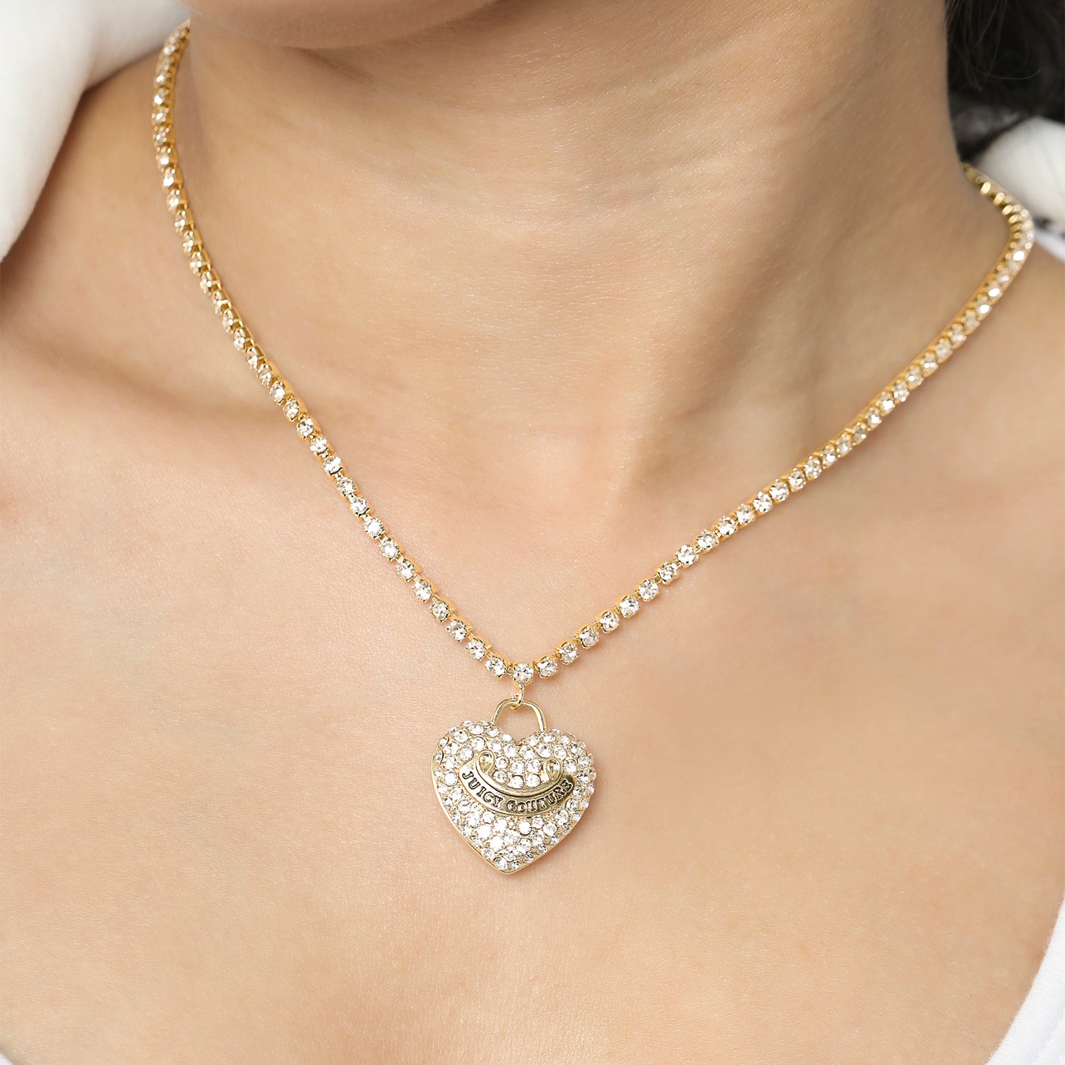 Juicy Couture Pavé Heart Cyrstal Chain Pendant Necklace