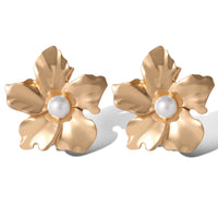 JS Jessica Simpson Statement Flower Earrings with Pearl Center in Gold-Tone