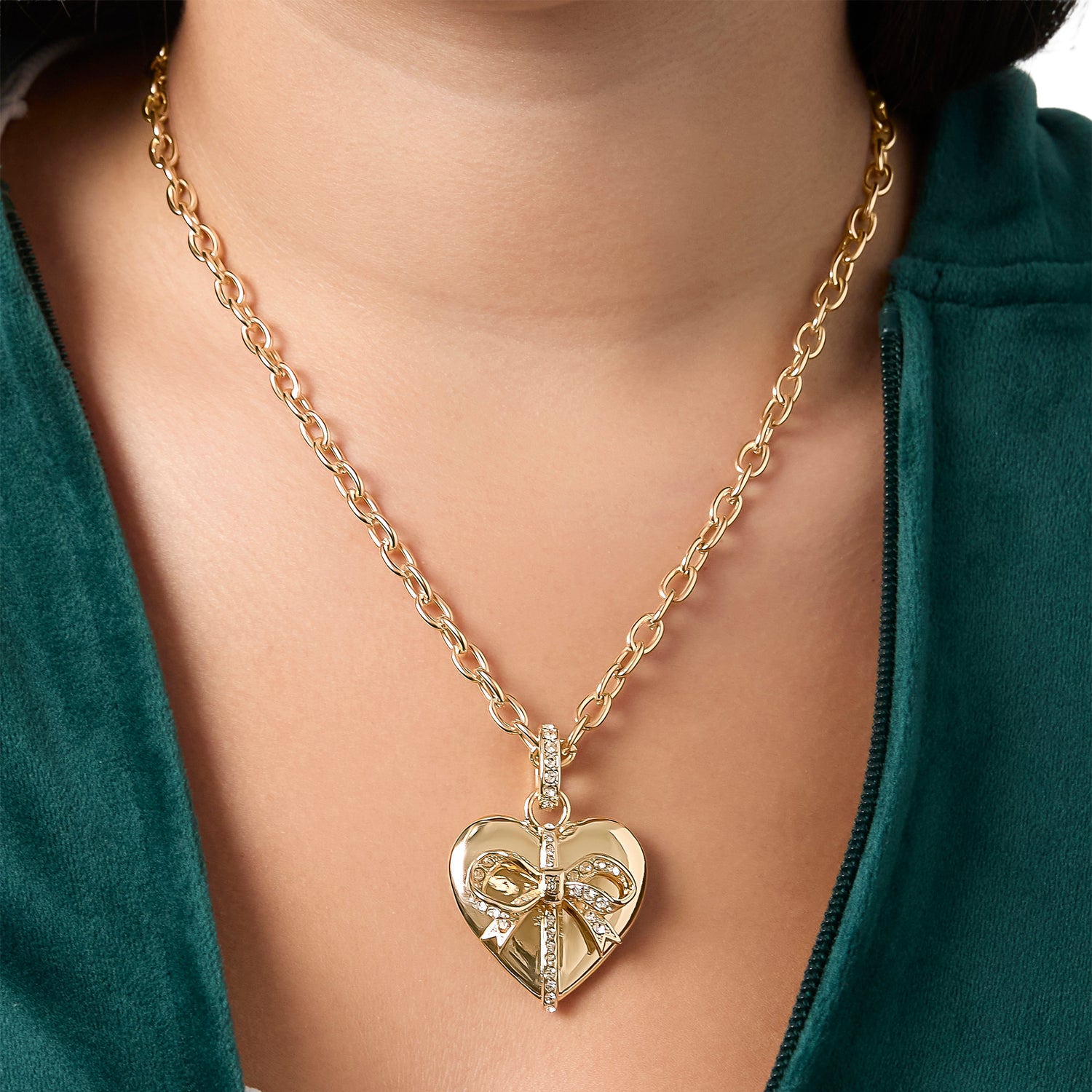 Juicy Couture Gold-Tone Heart Charm Necklace - 18 +2 ''