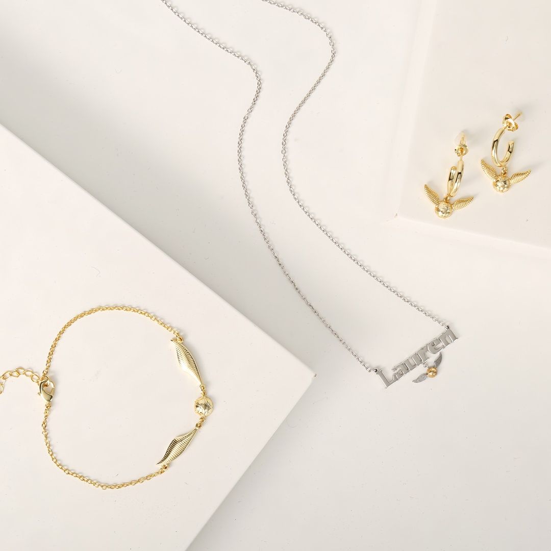 {{ block.settings.title }}