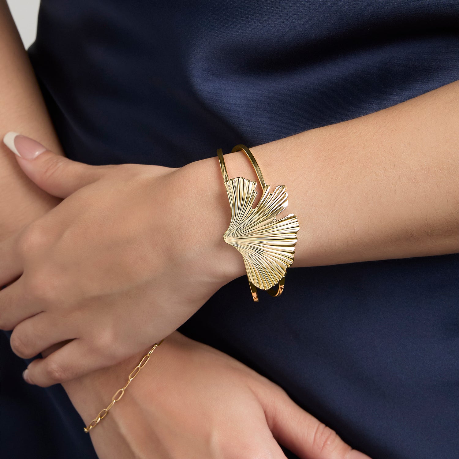 Shell Cuff Bracelet
