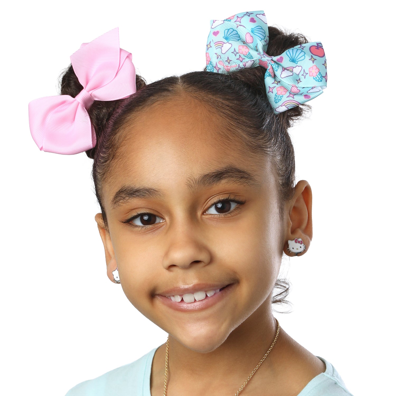 Hello Kitty and Friends Bows for Hair 7-Piece Set Official License, Sanrio Hair Accessories with Kuromi and Badtz-Maru