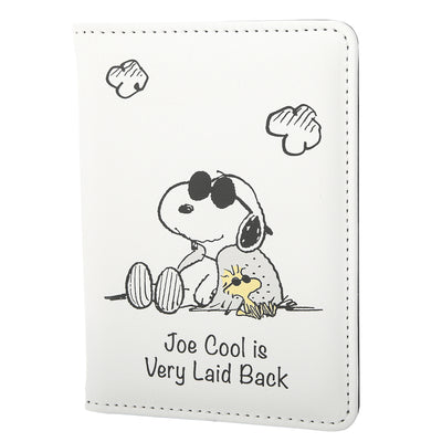 Peanuts Snoopy White Cool Joe Passport Holder