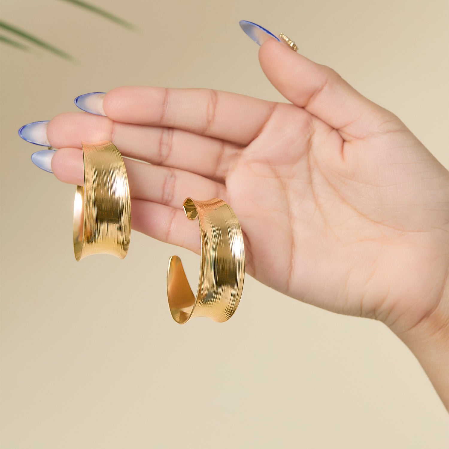JS Jessica Simpson Sculptural Statement Earrings