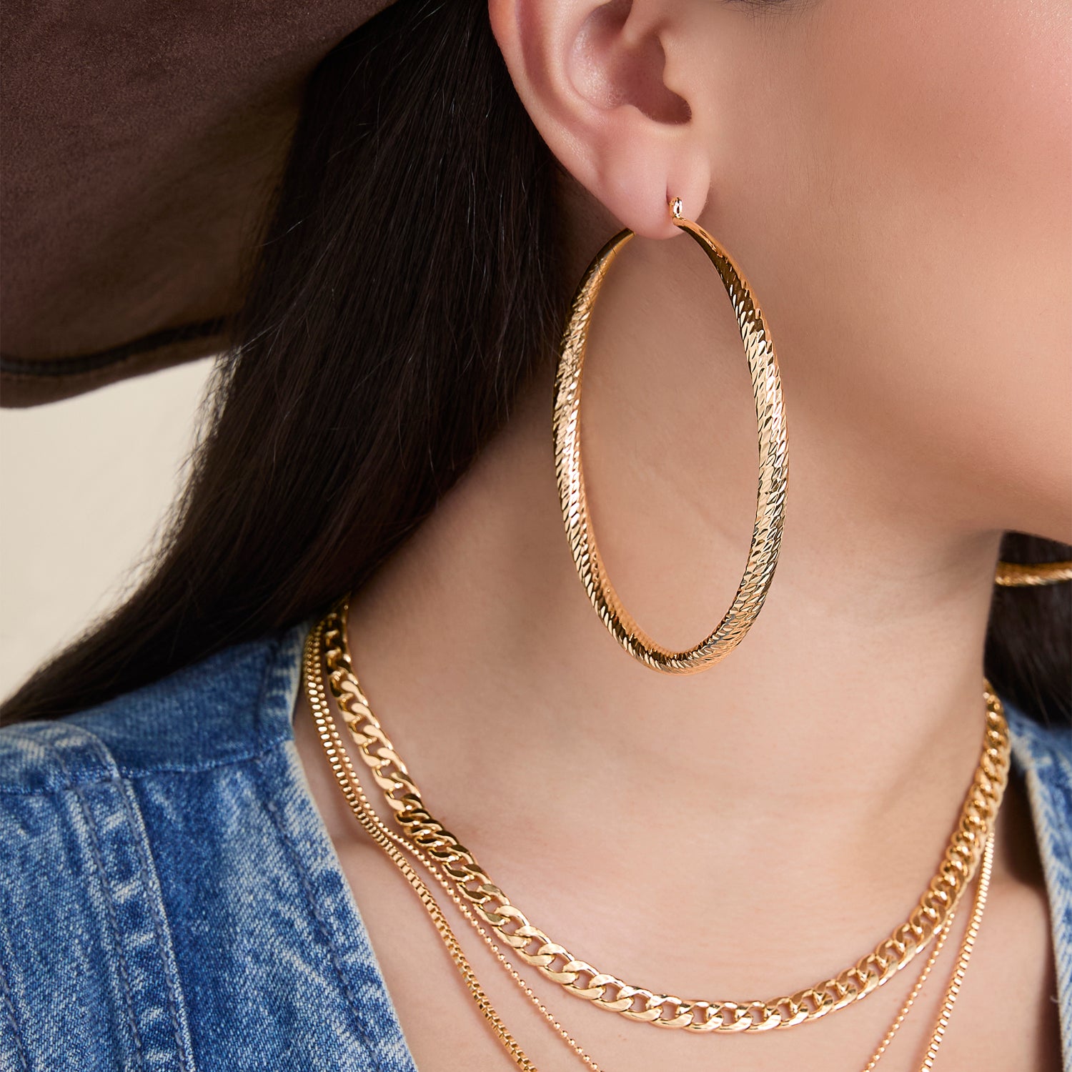 JS Jessica Simpson Wide Textured Hoop Earrings
