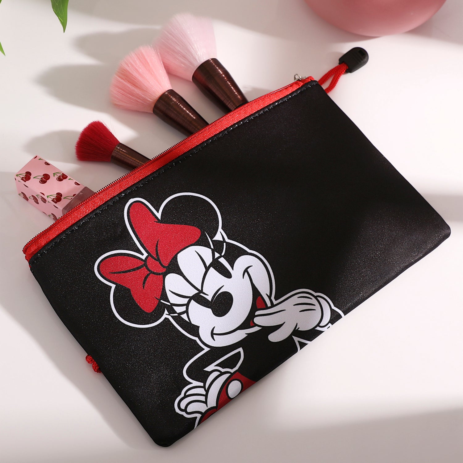 Minnie Mouse Zip Pouch