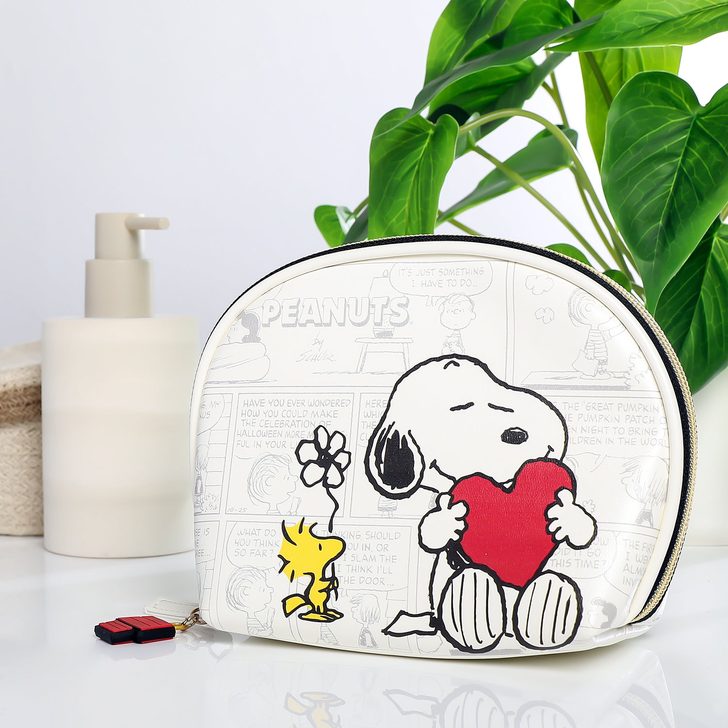 Peanuts Snoopy Cosmetic Bag Set, Zip Pouch, Comic Print