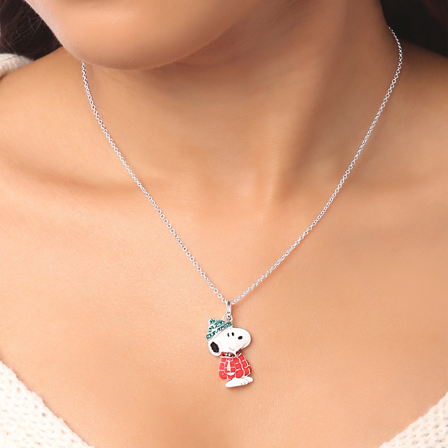 SALLY ROSE Peanuts Snoopy Pendant Necklace with Crystals, 16"+2" Silver Flash-Plated Snoopy Necklace for Women Official License