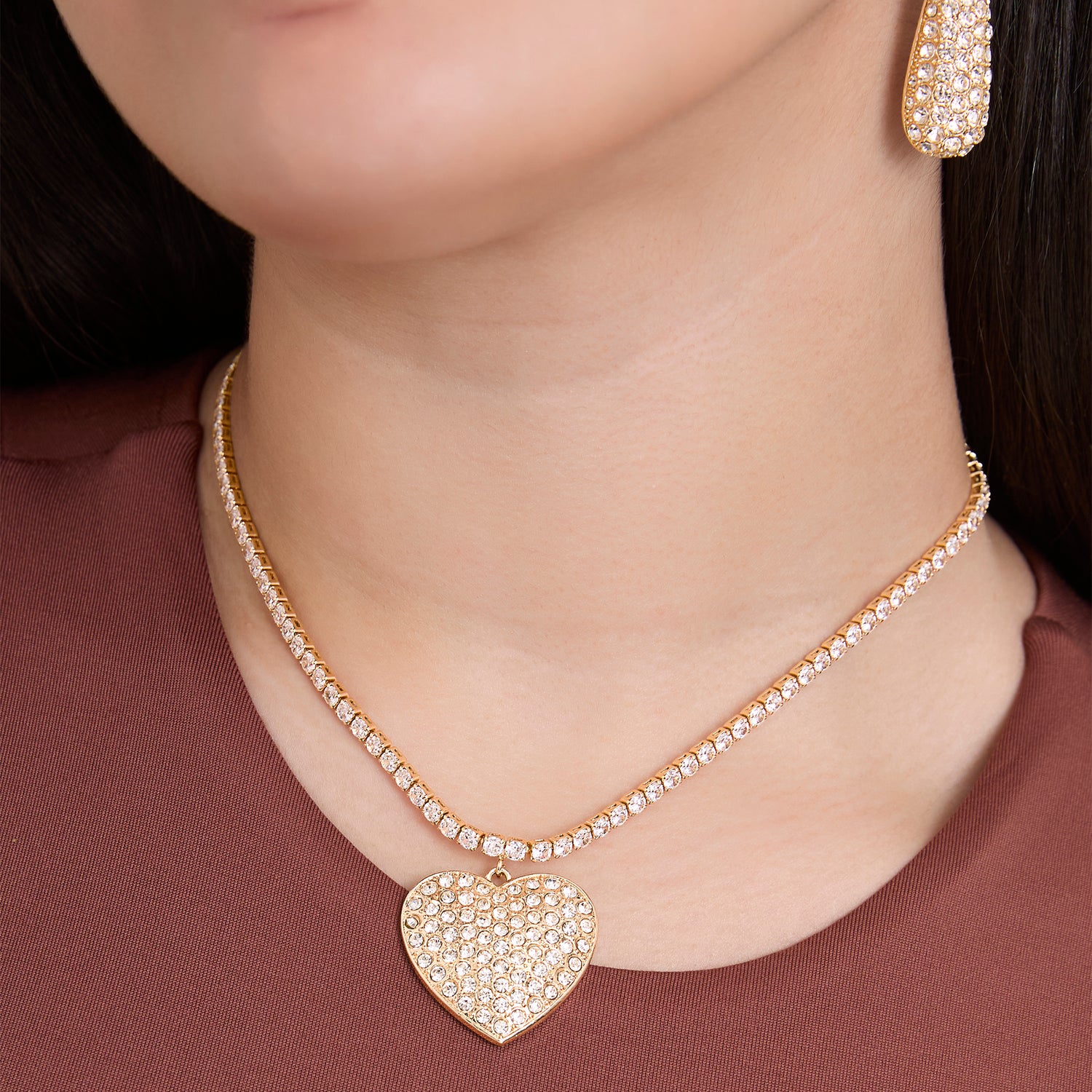 JS Jessica Simpson Gold Tone Heart Pendant Link Chain Necklace